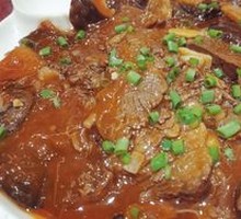 Stewed Beef with Yellow Sauce