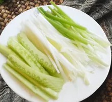 Cucumber Strips with Green Onions