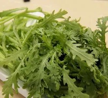 Chinese chrysanthemum greens
