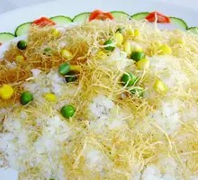 土豆丝鸡蛋炒饭