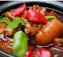 Braised Pig Trotters in Brown Sauce