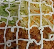 Grilled Meat Salad Rice Bowl