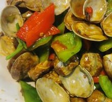 Spicy Stir-Fried Clams