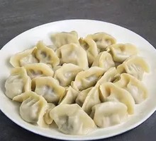 Fresh Pork Dumplings with Chinese Cabbage