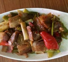 Homestyle Stir-Fried Pork