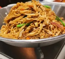 Crispy Bamboo Shoot Noodles