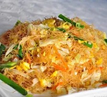 鸡蛋肉丝炒细粉