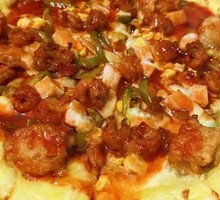 Spicy Crawfish & Tender Chicken Pizza