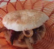 烧饼牛杂