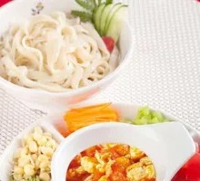 Tomato Noodles with Sauce