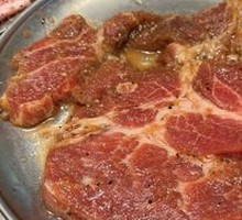 Fruit-Marinated Pork Cutlet