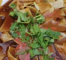Fried Rice Noodles with Crispy Tofu