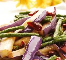 Eggplant with Green Beans Braised