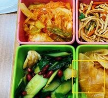Four-Section Cold Dishes