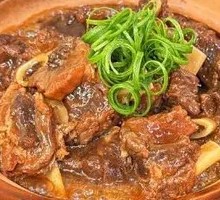 Beef Steak and Bone Pot