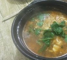 Hot Pot Instant Noodles