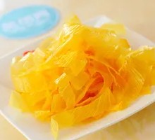 Oil-soaked tofu skin