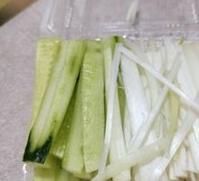 Cucumber with Green Onion Strips