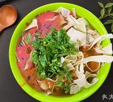 Fried Rice Noodles with Crispy Tofu