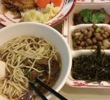 炭烧鸡肉饭
