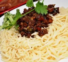 Zhajiangmian