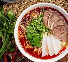 Sour Cabbage Beef Noodles