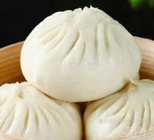 Braised Mushroom and Cabbage Dumplings