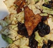 白菜木耳爆豆腐