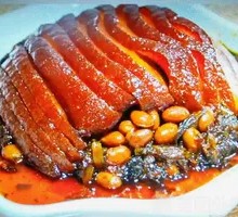 扣肉盖饭
