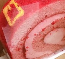 草莓红丝绒卷