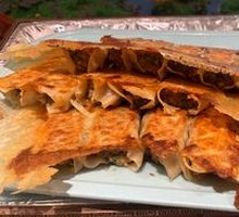 特色三鲜大锅贴