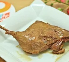 鸡蛋鸭腿炒河粉