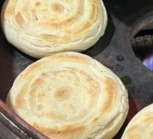 Baiji Mantou with Pork