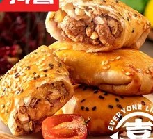 Chicken Rice Noodles with Baked Bread