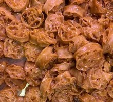 Noodles with lotus root