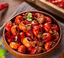 Spicy Lobster Tail in Sauce