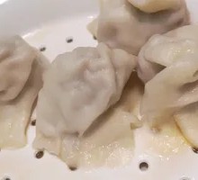 猪肉茴香拼芹菜