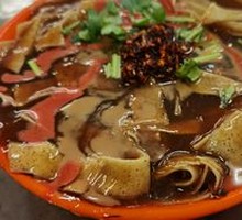 Fried Rice Noodles with Crispy Tofu