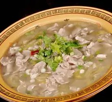 Pickled Cabbage and Thin Noodles with Lamb