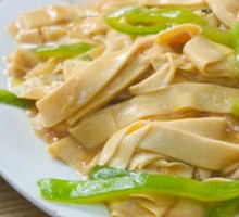 Spicy Pepper and Dried Tofu