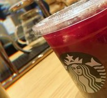 Ice-Shaken Raspberry Blackcurrant