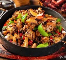 铁锅炒柴鸡