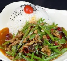 Spicy Pork Noodles with Rice