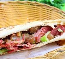 Meat-filled Flatbread