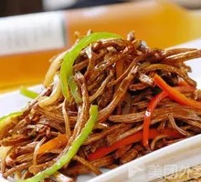 Dry-Fried Wood Ear Mushrooms