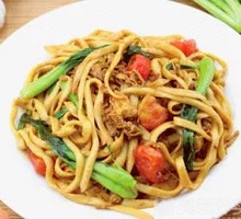 Egg and Tomato Fried Noodles