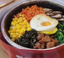 招牌牛肉石锅拌饭
