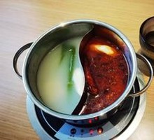 重庆麻辣鸭血锅