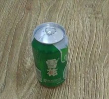 听装雪花清爽啤酒