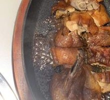 Cantonese Black Pepper Duck on Iron Plate